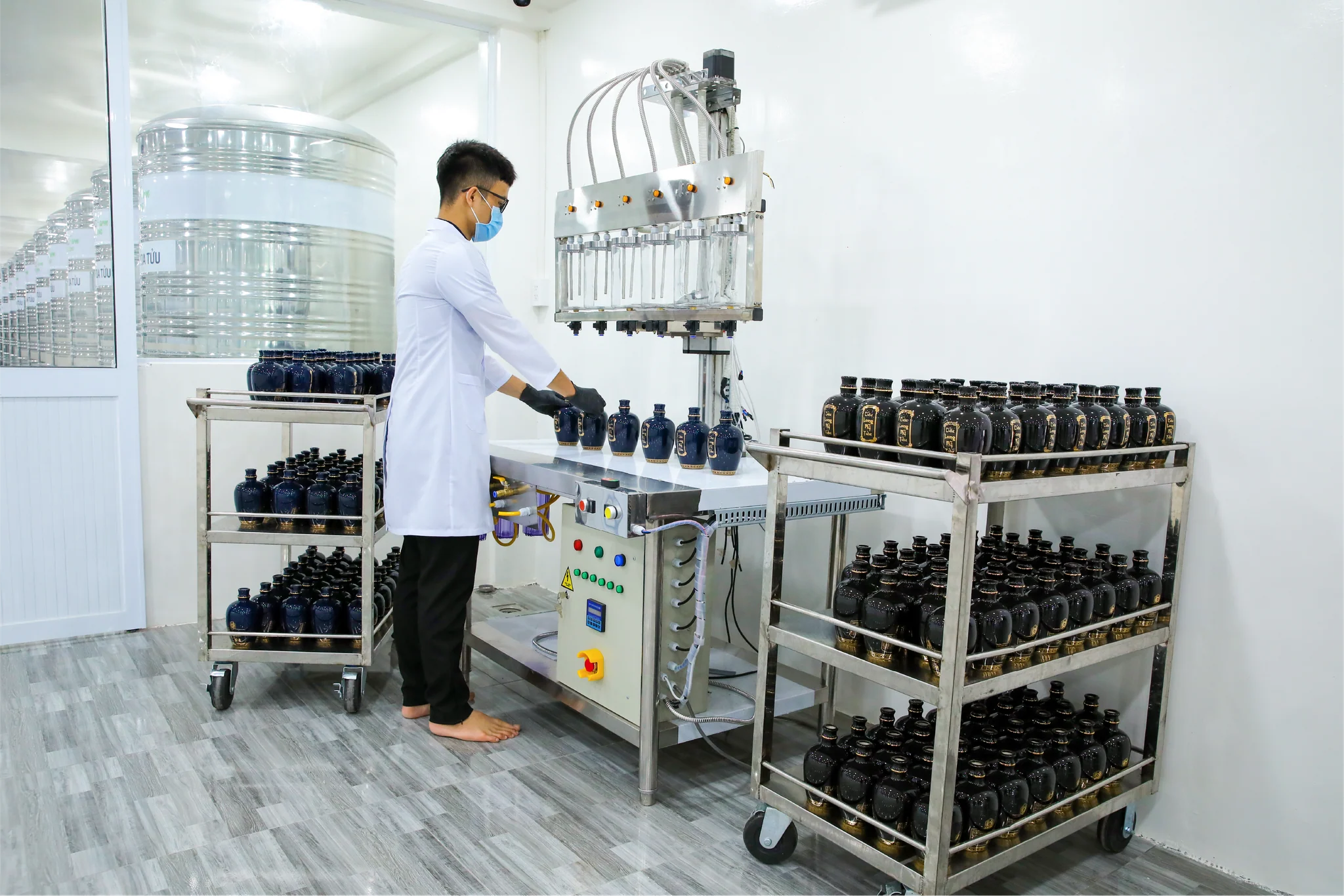 Chiết rót đóng chai hiện đại